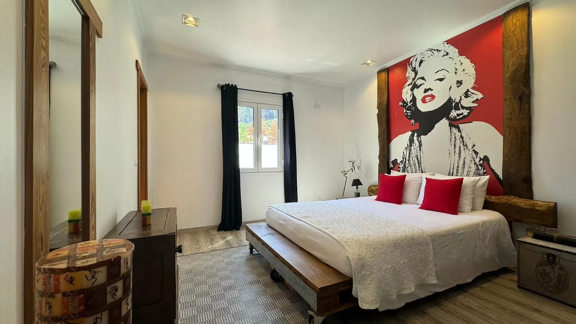 דירות מצ'יקו The Modern & Recycled House